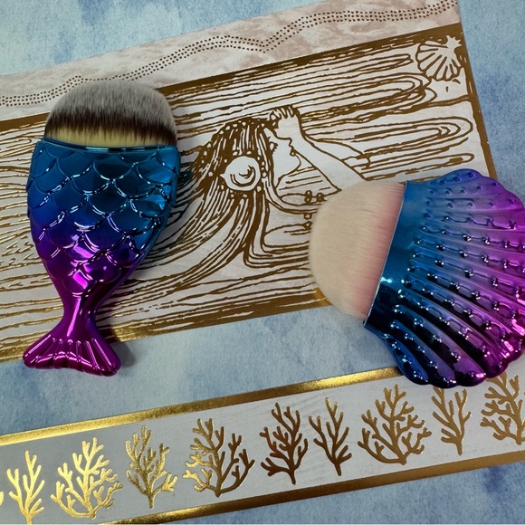 NEW Contour, foundation , blending mermaid 2pc. make up brush set. PRICE FIRM - Picture 2 of 15